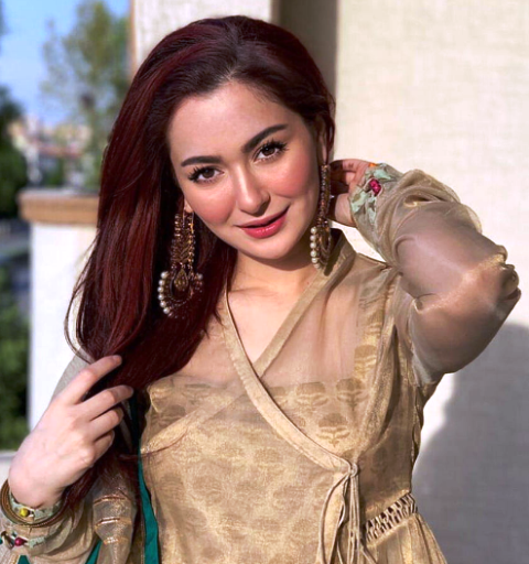 Hania Amir Opens Up About Mental Health