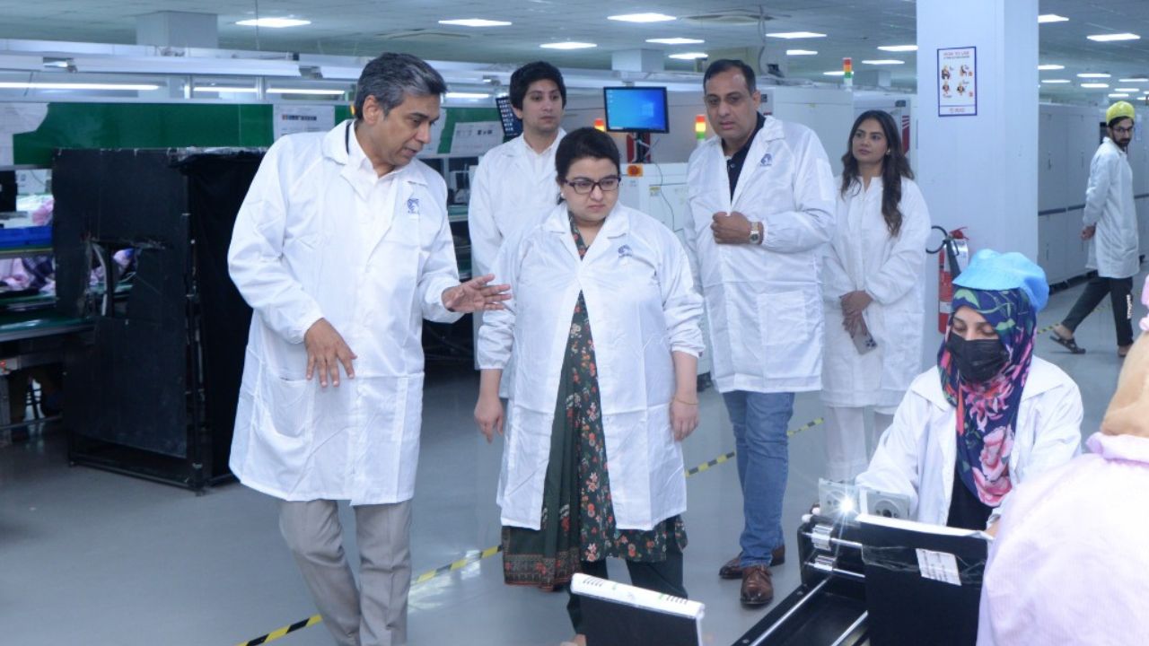 IT Minister Visits Smartphone Manufacturing Facility at Airlink