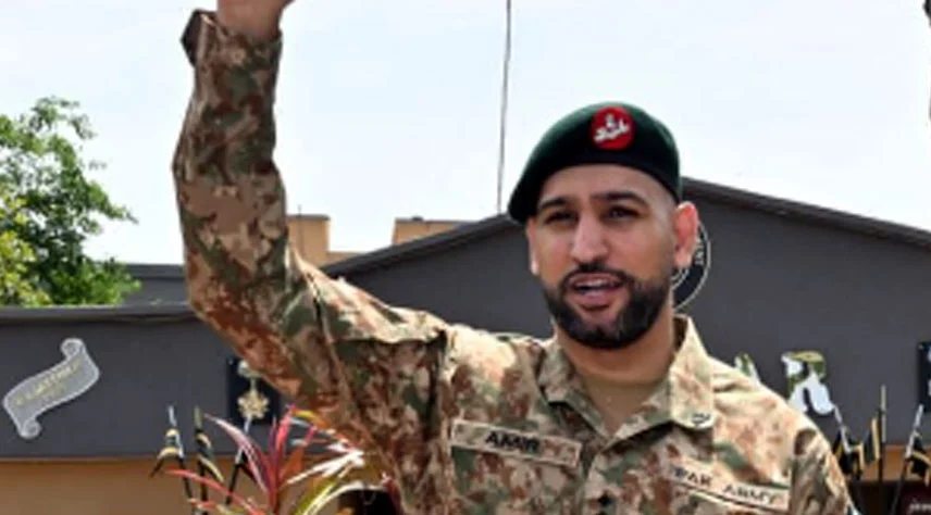 Boxer Amir Khan Honored As Captain by Pakistan Army